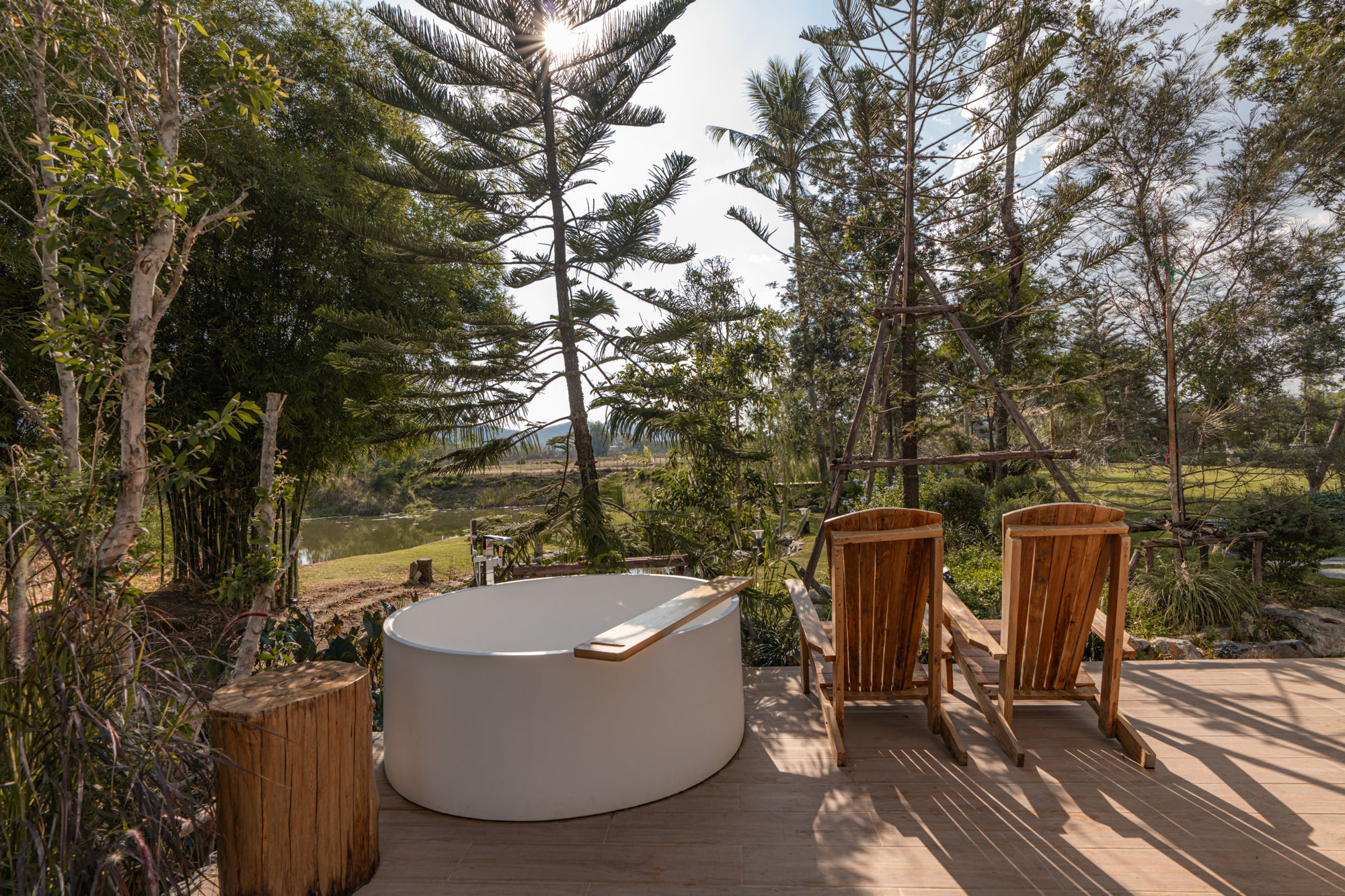Outdoor tub beside the lake